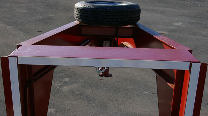 Spare tire & wheel on all stock trailers – standard!